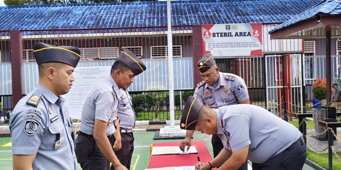 Rutan Tarutung Laksanakan Pencanangan Pakta Integritas dan Tanda Tangani Perjanjian Kinerja Tahun 2025