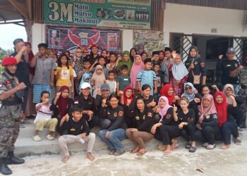 Ketua PAC Grib Jaya Kecamatan Gunung Agung, Adakan Giat Jum’at Berkah di Aula Sekretariat Grib Jaya