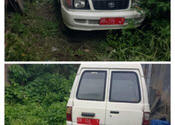 Satu Unit Mobil Dinas Plat Merah Milik Pemkab Dairi Tak Terawat Dan Terbengkalai Seperti Tidak Bertuan