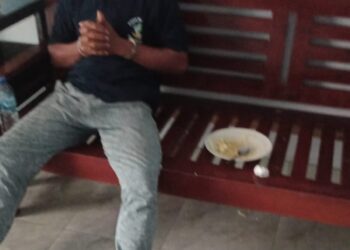 Meresahkan dan Merusak Mobil Warga, Orang Gila di Mukomuko Ditangkap Satpol PP