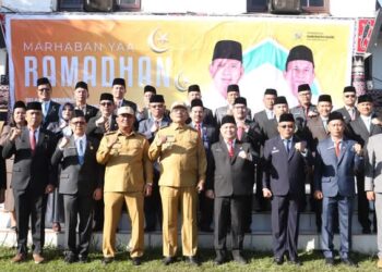 Pimpin Apel Gabungan ASN Pemkab Dairi, Bupati Dairi : Saya Akan Jadi Garda Terdepan Wujudkan Dairi Unggul Yang Terbaik