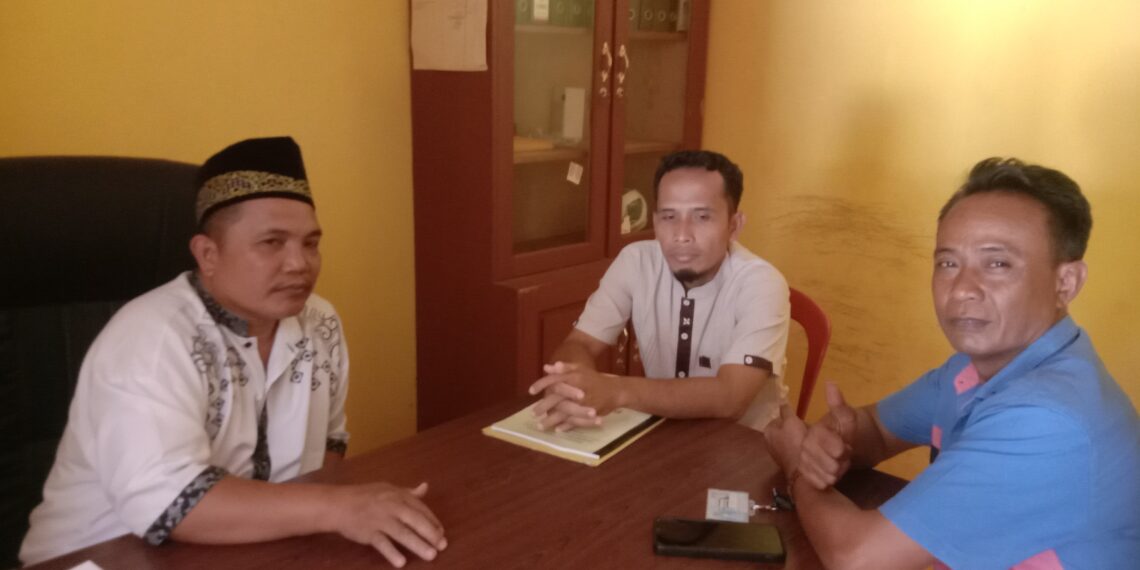 Awak Media Melakukan Kunjungan Kerja  ke Desa di Kecamatan Penarik, Kabupaten Mukomuko