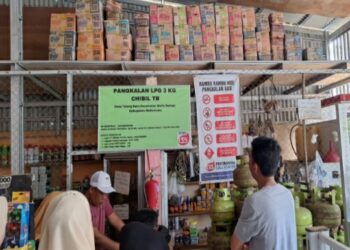 Warga Kesulitan Mendapatkan Gas LPG 3 Kg, Wakil Bupati Mukomuko, Rahmadi, AB, Melaksanakan Sidak ke Pangkalan di Ipuh