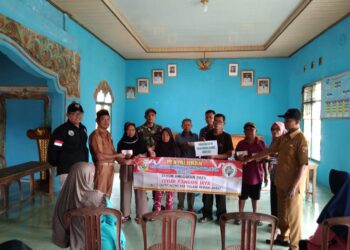Masyarakat Tiyuh Bangun Jaya Sambut Baik Pembagian Langsung Tunai (BLT)