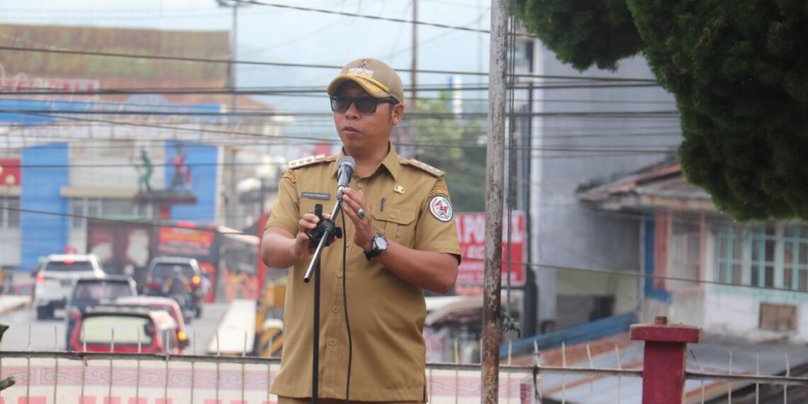 Bupati Taput Pimpin Apel Pagi di RSUD Tarutung: Tekankan Peningkatan Pelayanan dan Kebersihan