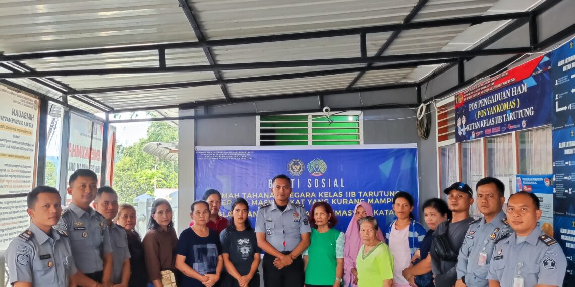 Sambut Peringatan Hari Bakti Pemasyarakatan Ke-61, Rutan Tarutung Gelar Bakti Sosial kepada Masyarakat yang Kurang Mampu