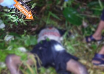 Polisi Identifikasi Mayat Yang Ditemukan di Semak-Semak