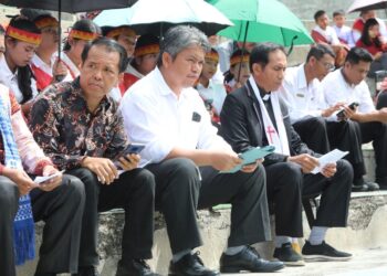 Wakil Bupati Taput Hadiri Konser Paduan Suara Paskah Raya 2025 di Salib Kasih