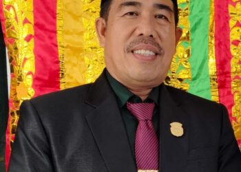 Portal Jalan Terlalu Rendah, Warga Desa Arah Tiga Kesulitan Mengeluarkan Hasil Pertanian