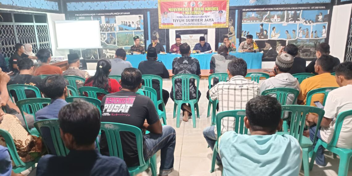 Kepala Tiyuh Sumber Jaya Gelar Musyawarah Kepengurusan Koperasi Merah Putih, Pada Senin 19 Mei 2025