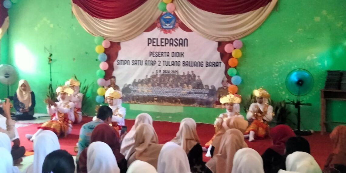 Pelepasan Siswa Siswi SMP N Satu Atap 2 Tulang Bawang Barat Dilaksanakan dengan Sederhana Tapi Penuh Hidmat
