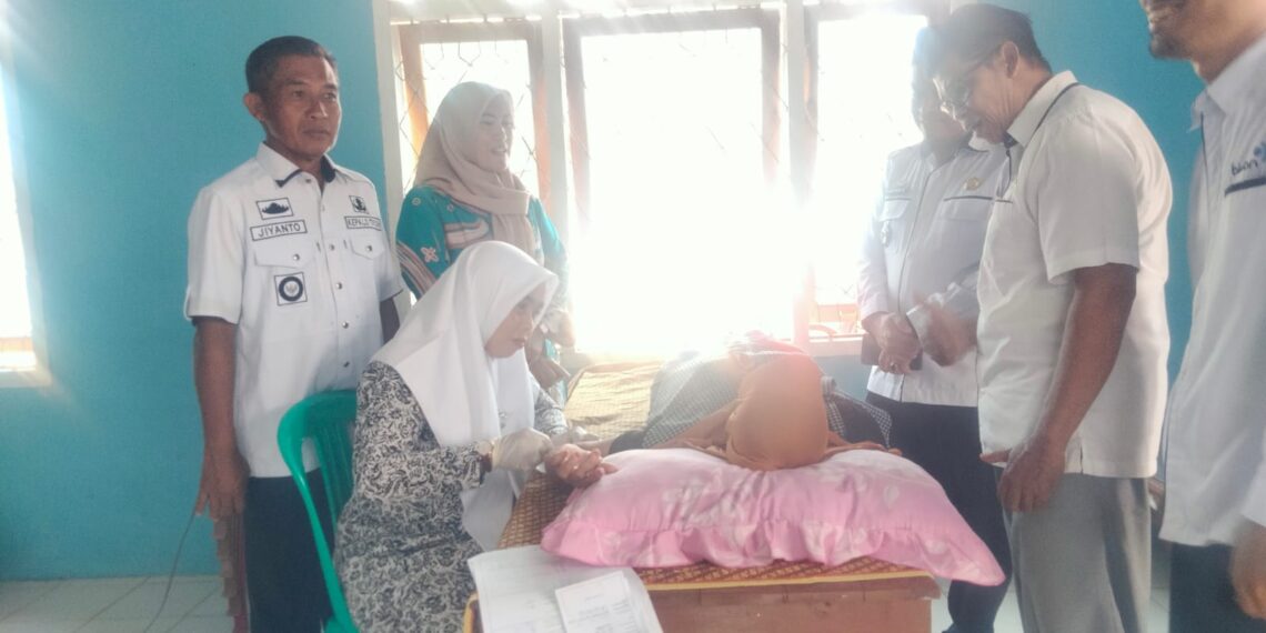 Kepala Dinas PPKB Kabupaten Tubaba Hadiri Pelayanan KB Di Tiyuh Wonorejo, Dalam Rangka HUT IBI (Ikatan Badan Indonesia)