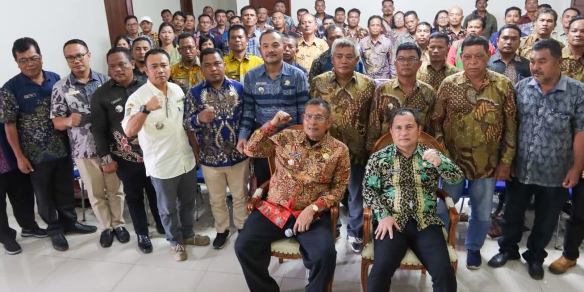 Bupati dan Wakil Bupati Kumpulkan Kepala Desa, Bahas Etos Kerja Membangun Dairi