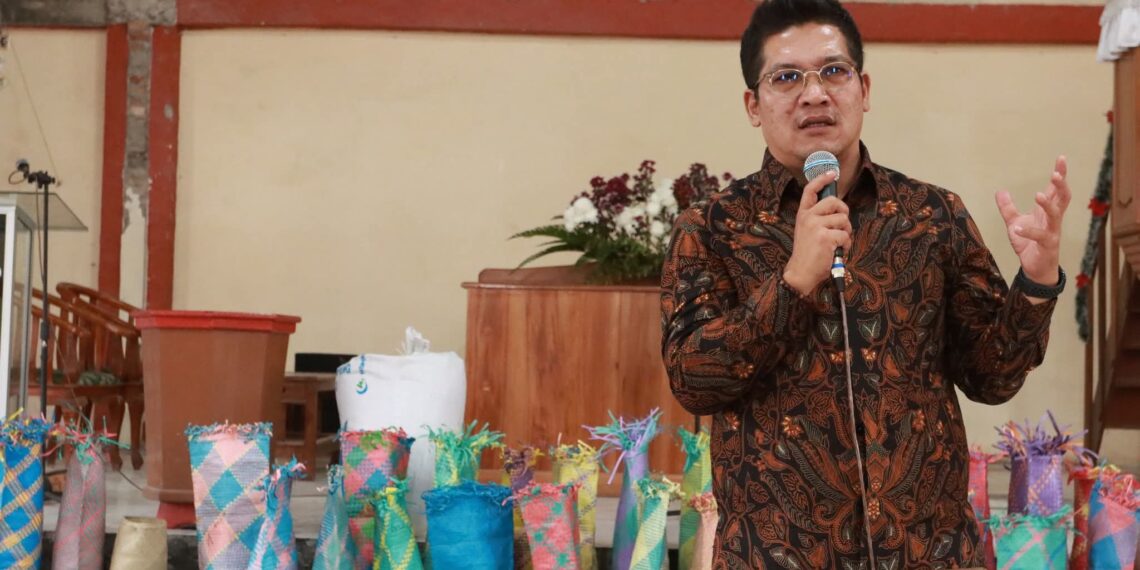 Doa ‘Manabur Boni’, Bentuk Komitmen Pemkab Dairi Wujudkan Kemandirian Petani Untuk Ketahanan Pangan