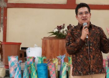Doa ‘Manabur Boni’, Bentuk Komitmen Pemkab Dairi Wujudkan Kemandirian Petani Untuk Ketahanan Pangan