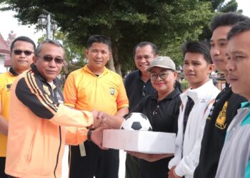 Senam ‘Dairi Sehat’ Dan Penanaman Pohon, Meriahkan HUT 1 Tahun  FKGOR Dairi