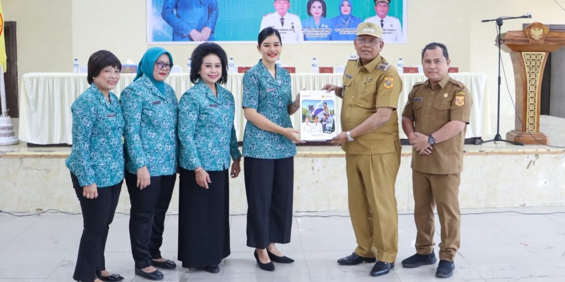 Kahiyang Ayu Lakukan Supervisi PKK ke Kabupaten Dairi, Berharap TP PKK Dairi Jadi Yang Terbaik