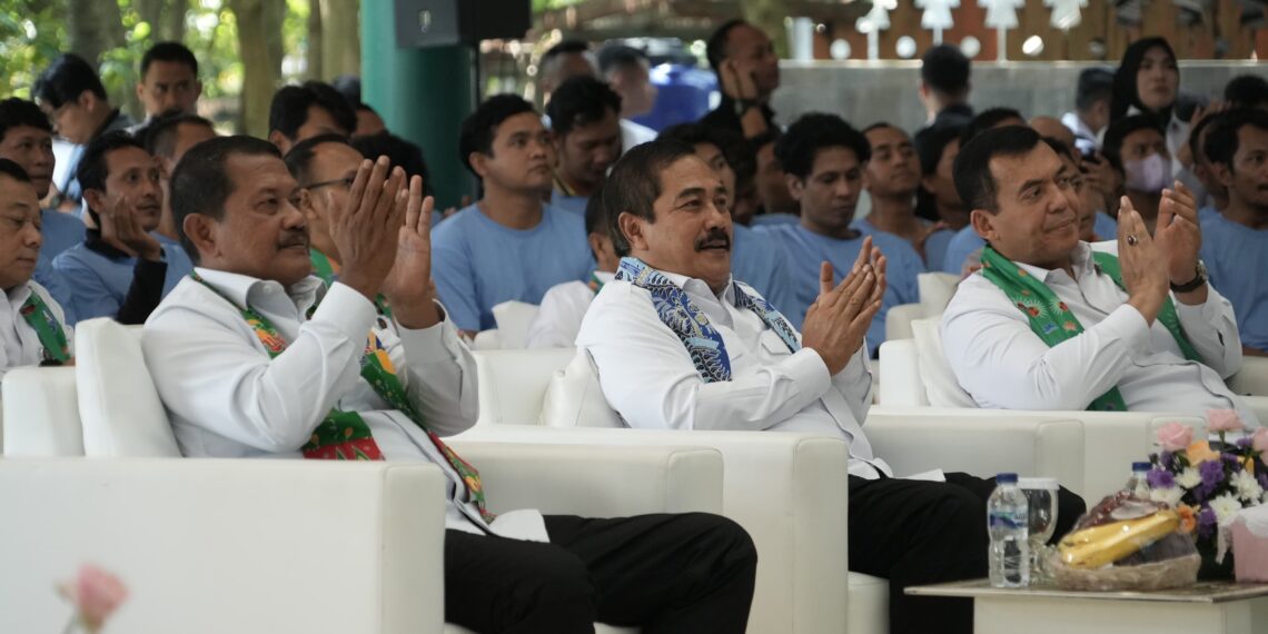 Ribuan Klien BAPAS Serentak Lakukan Aksi Sosial, Wujud Kesiapan Implementasi Pidana Alternatif