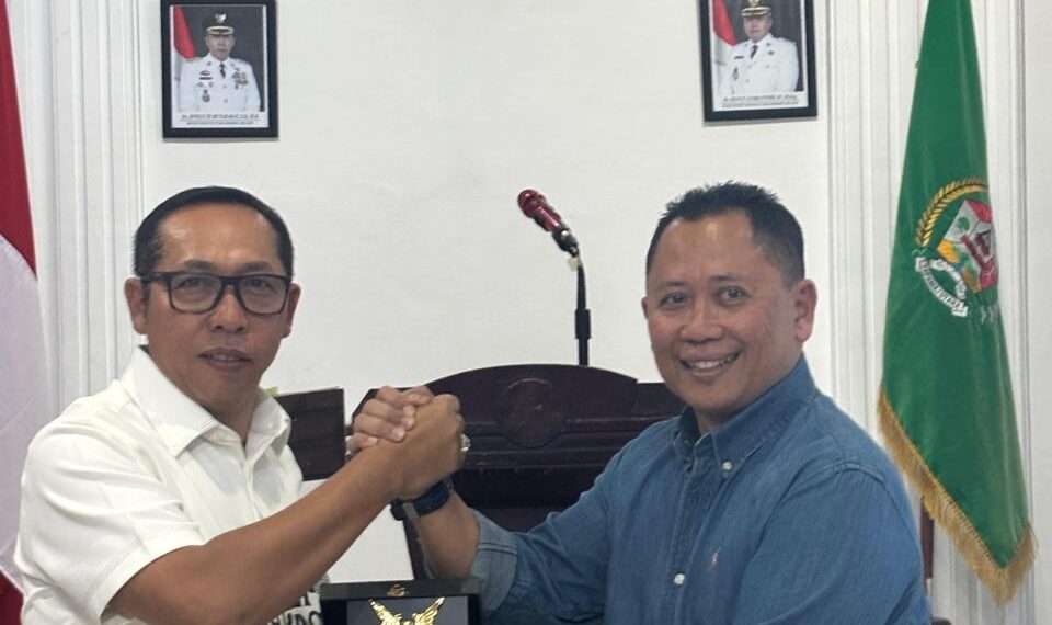 Bupati Tapanuli Utara Sambut  Waaspotdirga KASAU Ungkapkan Rasa Syukur atas Kado dari TNI AU