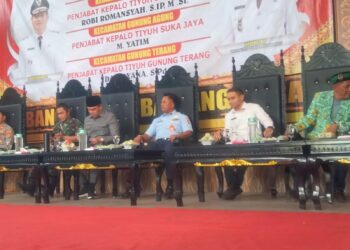 Bupati Tulang Bawang Barat Hadiri Pelantikan  Dan Pengambilan Sumpah Jabatan PJ, Kepala Tiyuh
