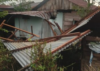Puting Beliung Terjang Desa Paniaran, Tujuh Rumah Warga Rusak