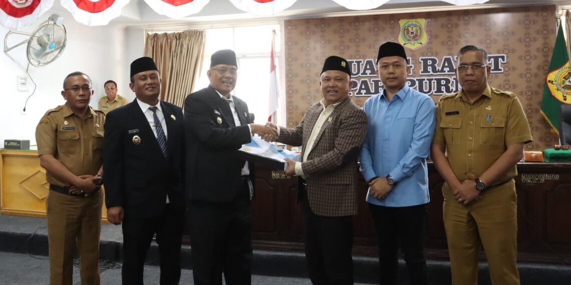 DPRD Dairi Gelar Sidang Paripurna, Bupati Dairi Sampaikan Nota Pengantar Bupati Dairi atas Ranperda Kabupaten Dairi Tentang RPJMD Tahun 2025-2029