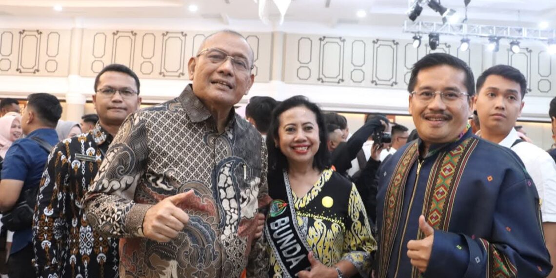Bupati Dairi Hadiri Pengukuhan Bunda PAUD, Bunda Literasi dan Ketua Dekranasda