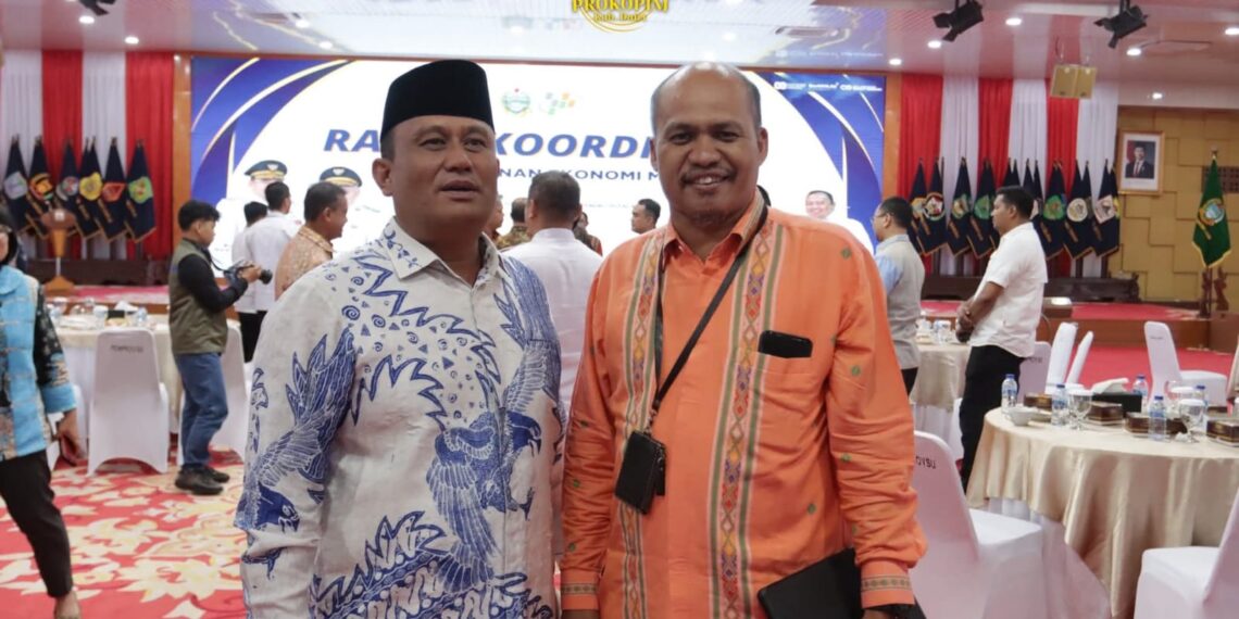 Wakil Bupati  Bupati Kabupaten Dairi Hadiri Rakor Ekonomi Makro Sumut jadi komitmen konkret Pembangunan Daerah di Aula Tengku Rizal Nurdin (20/8/2025) .