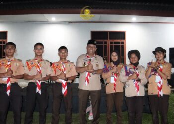 Wakil Bupati Dairi Hadiri Malam Api Unggun Gladian Pinsat Pramuka 2025