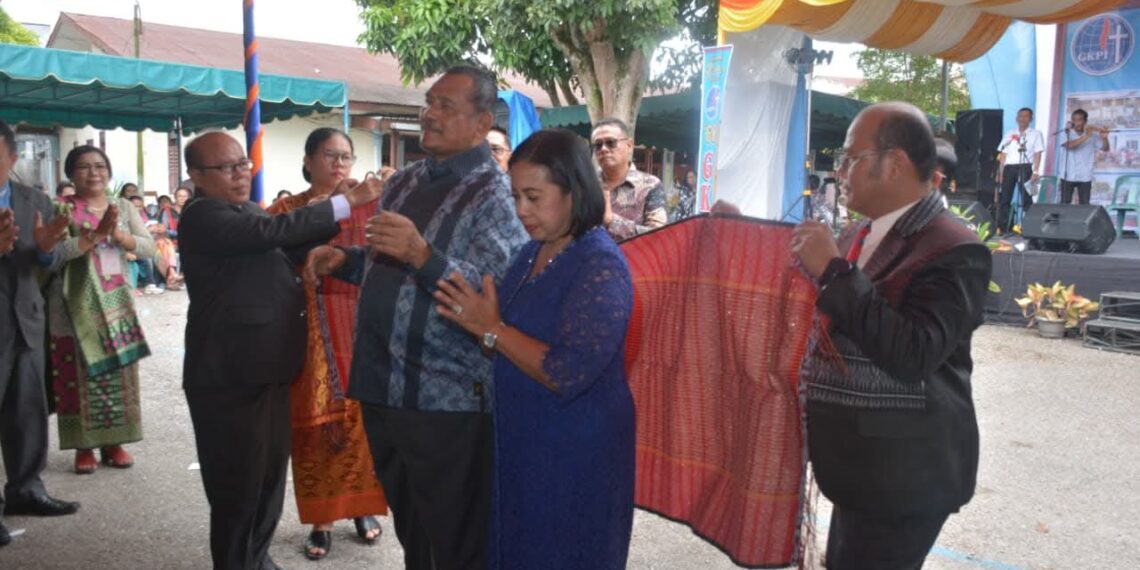 Hadir di  HUT ke-60 GKPI Jemaat Khusus Sidikalang Kota, Bupati Dairi : Kiranya GKPI Jadi Berkat Bagi Jemaat Dan Lingkungannya