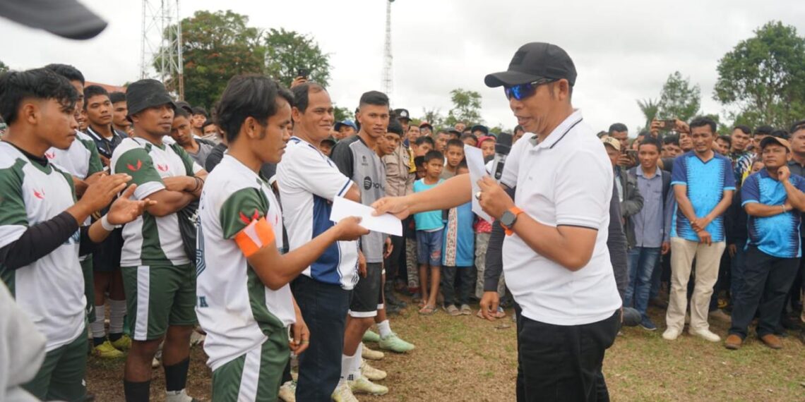 Bupati Taput Hadiri Final Pangaribuan Cup 2025, Dukung Pembinaan Atlet Muda Daerah