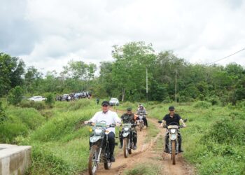 Gubernur Sumsel Tinjau Lahan Cetak Sawah di OKI, Dandim 0402/OKI Siap Dukung Program Ketahanan Pangan