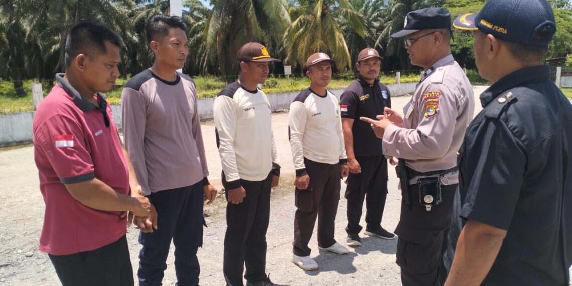 Ciptakan kondisi Kamtibmas yang Mantap di lingkungan Perusahaan, Polres Mesuji Lakukan Pembinaan Satpam