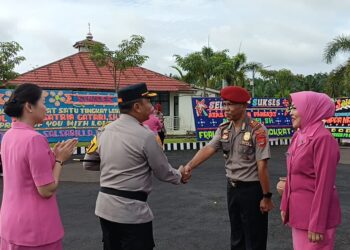 Kapolres Mesuji Pimpin Upacara Korp Rapor Kebaikan Pangkat 42 Anggota Polres Mesuji
