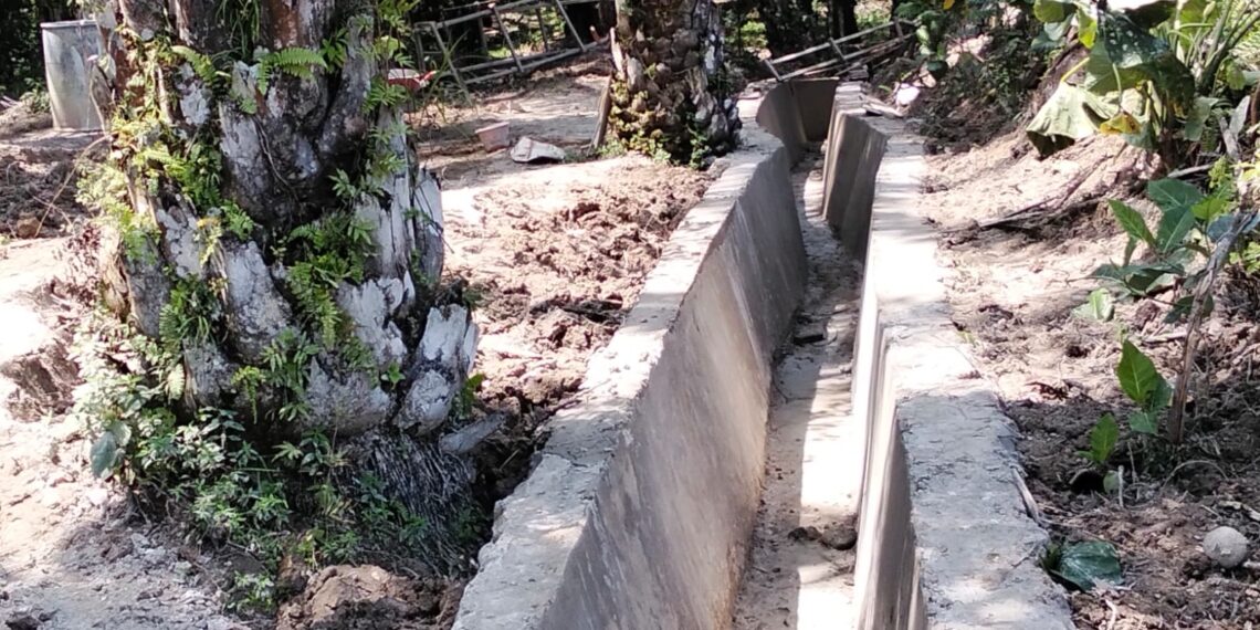 Proyek Drainase Desa Pasar Sebelah Diduga Asal Jadi: Kualitas Amburadul, Warga Geram, Inspektorat dan APH Diminta Turun Tangan!