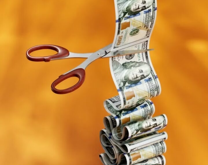 Kasus Pemotongan APBD Mukomuko Mangkrak: Warga  Desak Tetapkan Tersangka!